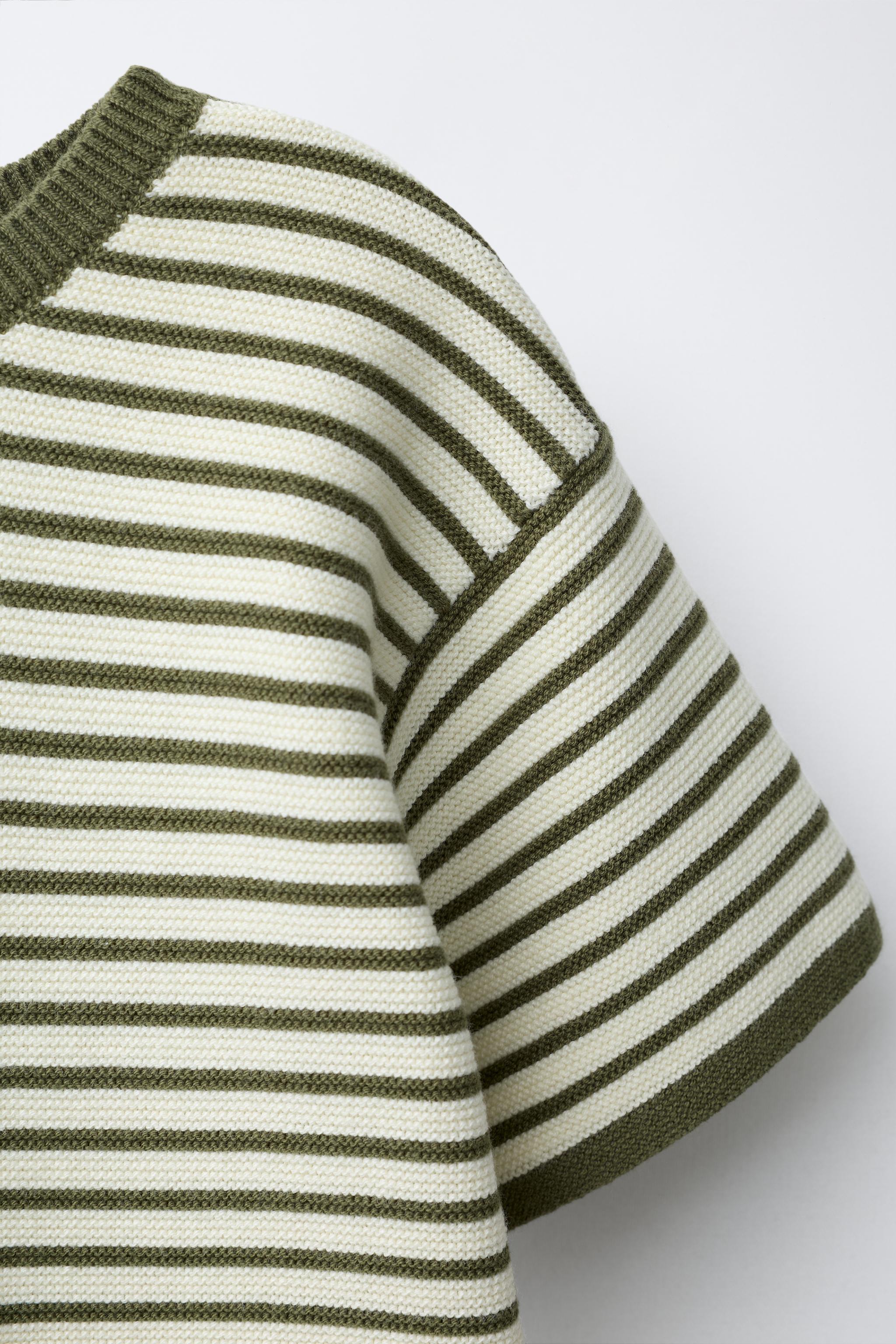 STRIPED KNIT SWEATER